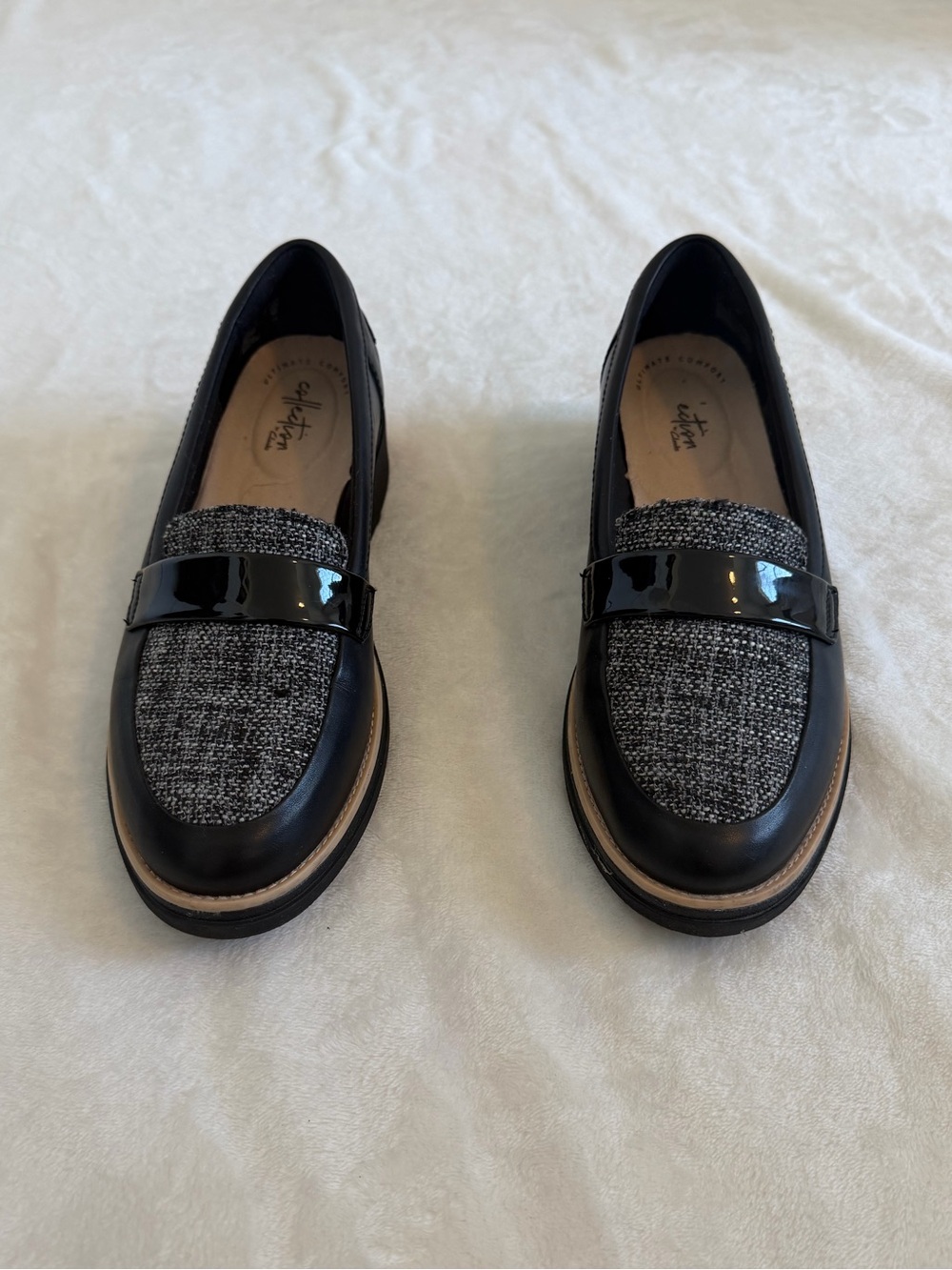 Clarks Size 9 Black Tweed and Patent Strap Loafers